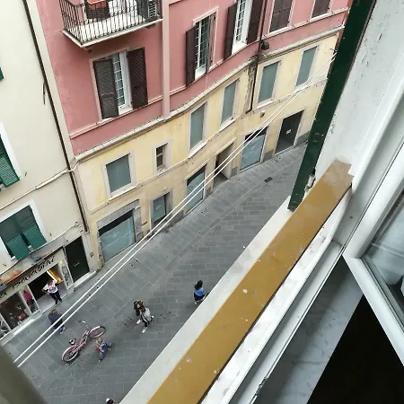 Prione 11 Appartamento La Spezia Cinqueterre Stazione Centro * La Spezia