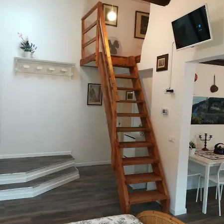 Prione 11 Appartamento La Spezia Cinqueterre Stazione Centro شقة لا سبيتسْيا